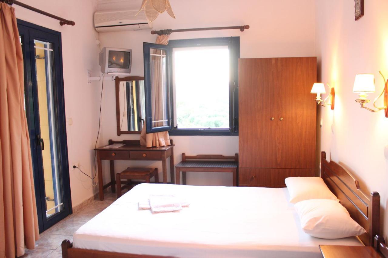 Theofilos Appartements Livadi  Exterior foto